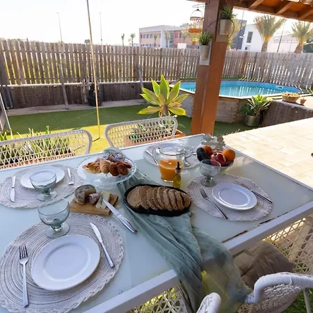Semesterbostad Preciosa Casa A Tan Solo 5 Min De La Playa Solo Familias Palmera